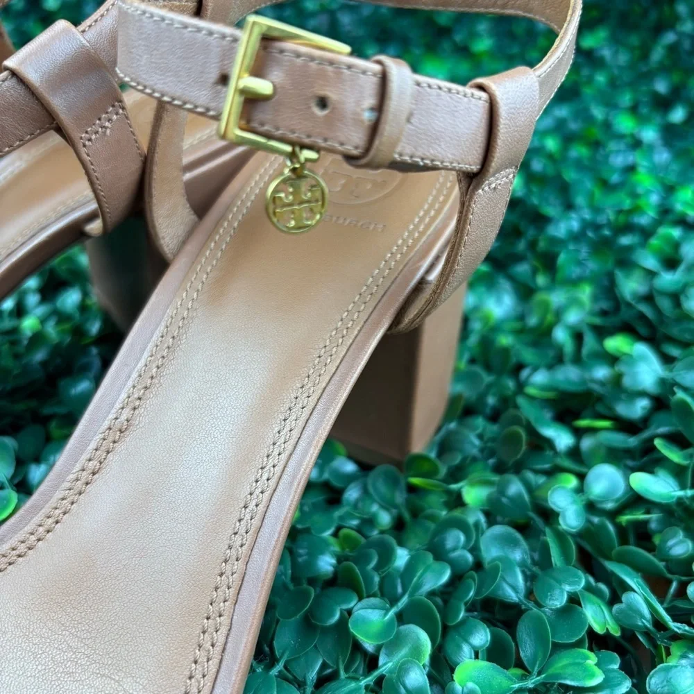 Tory Burch tory burch